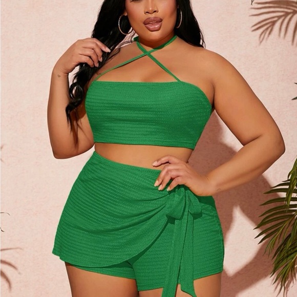 SHEIN SXY Plus Criss Cross Tie Backless Halter Top & Knot Side Skort - Picture 3 of 3